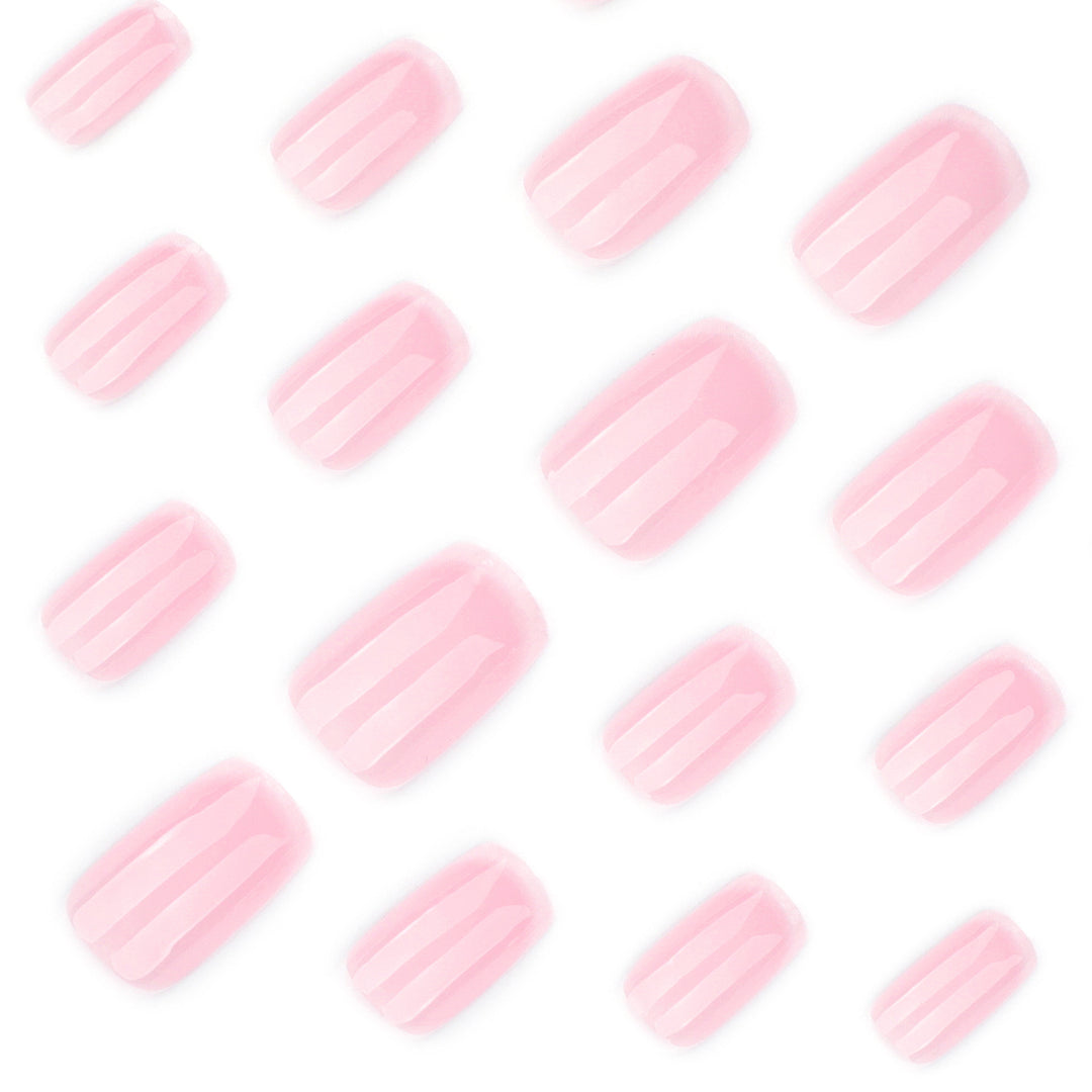 Künstliche Nagelverlängerungen mit elegantem Ombre-Effekt Karnz