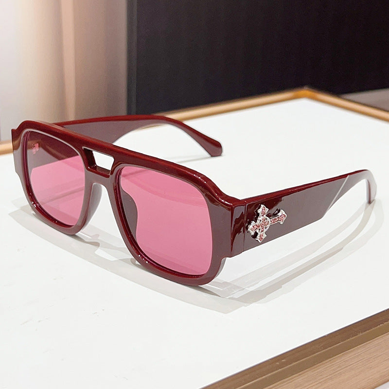 Statement Geometric Shield Sonnenbrille mit dekorativem Akzent Karnz