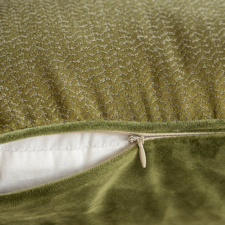 Edles Kissen mit Bergmotiv