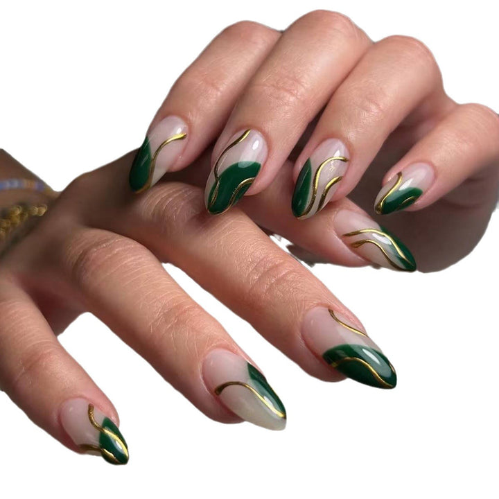 Elegantes Blattmuster Nagelkunst