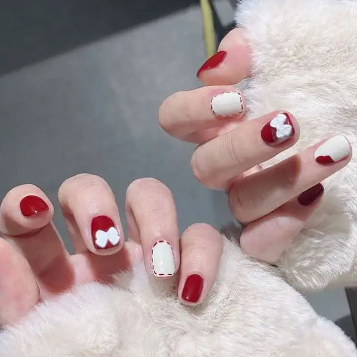 Dekorativer Nagelkunstset