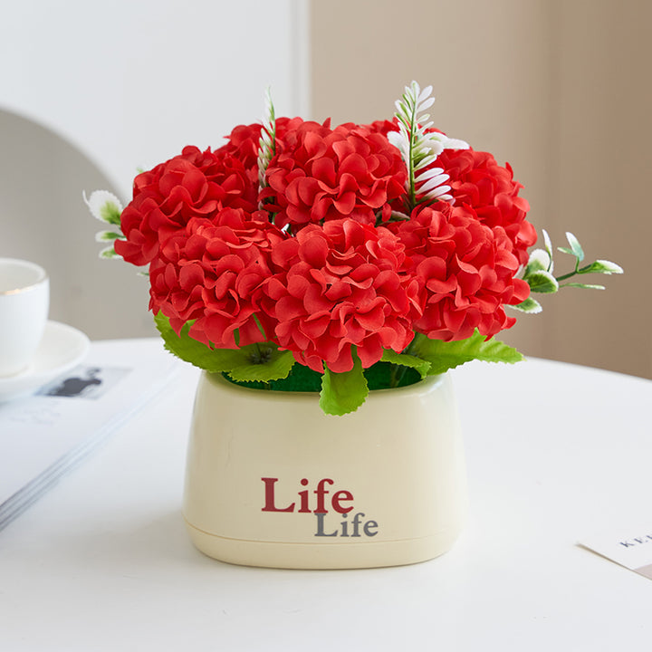 Lebensechte Dekorative Blumenanordnung