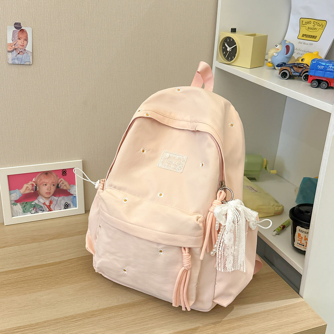 Stylischer backpack mit floralem Schmuck Karnz