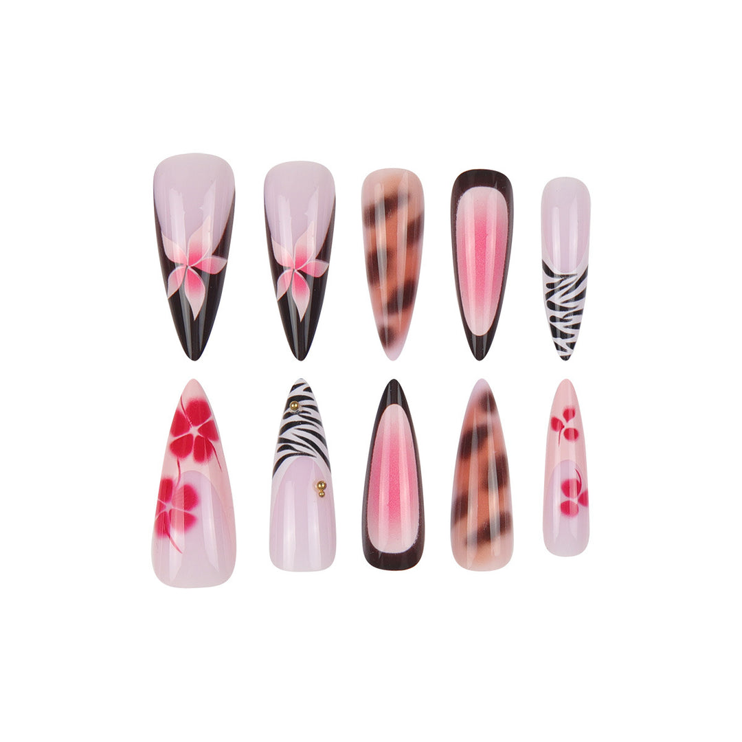 Künstlerische Stiletto-Nagelerweiterungen Karnz