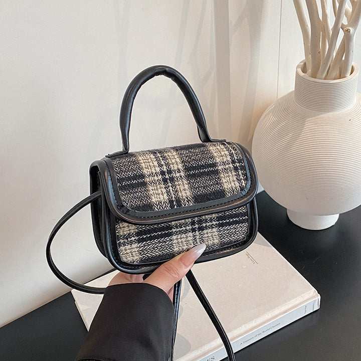 WoTextured Mini Messenger Bag Karnz