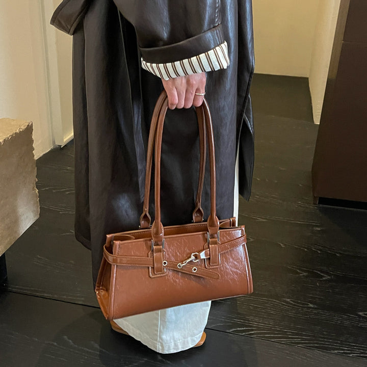 Strukturierte Lederhandtasche