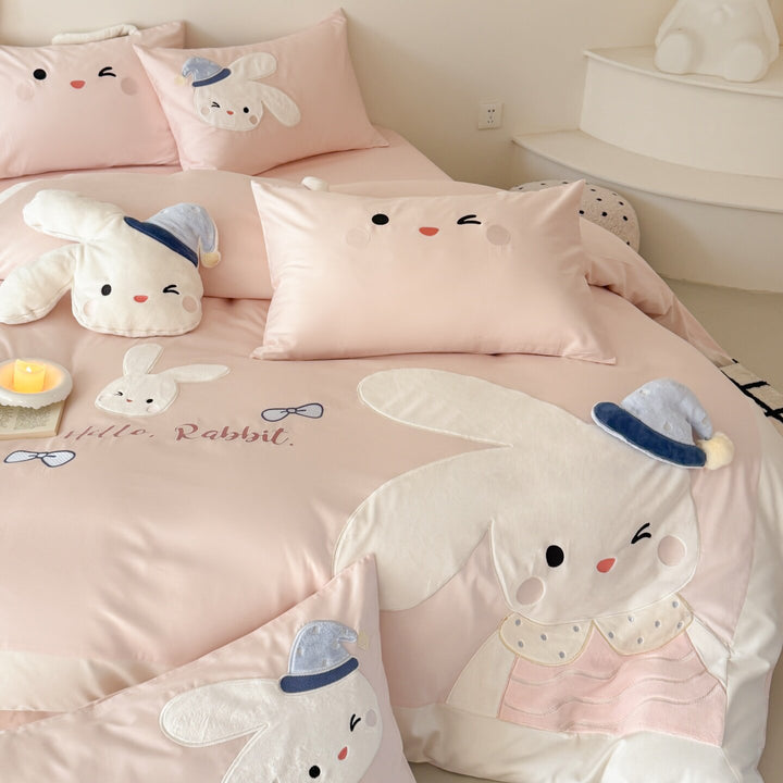 Niedliches Kaninchen besticktes Baumwollsatin Bettbezug-Set mit Plüsch-Applikationen und Ohr-Kissenbezügen