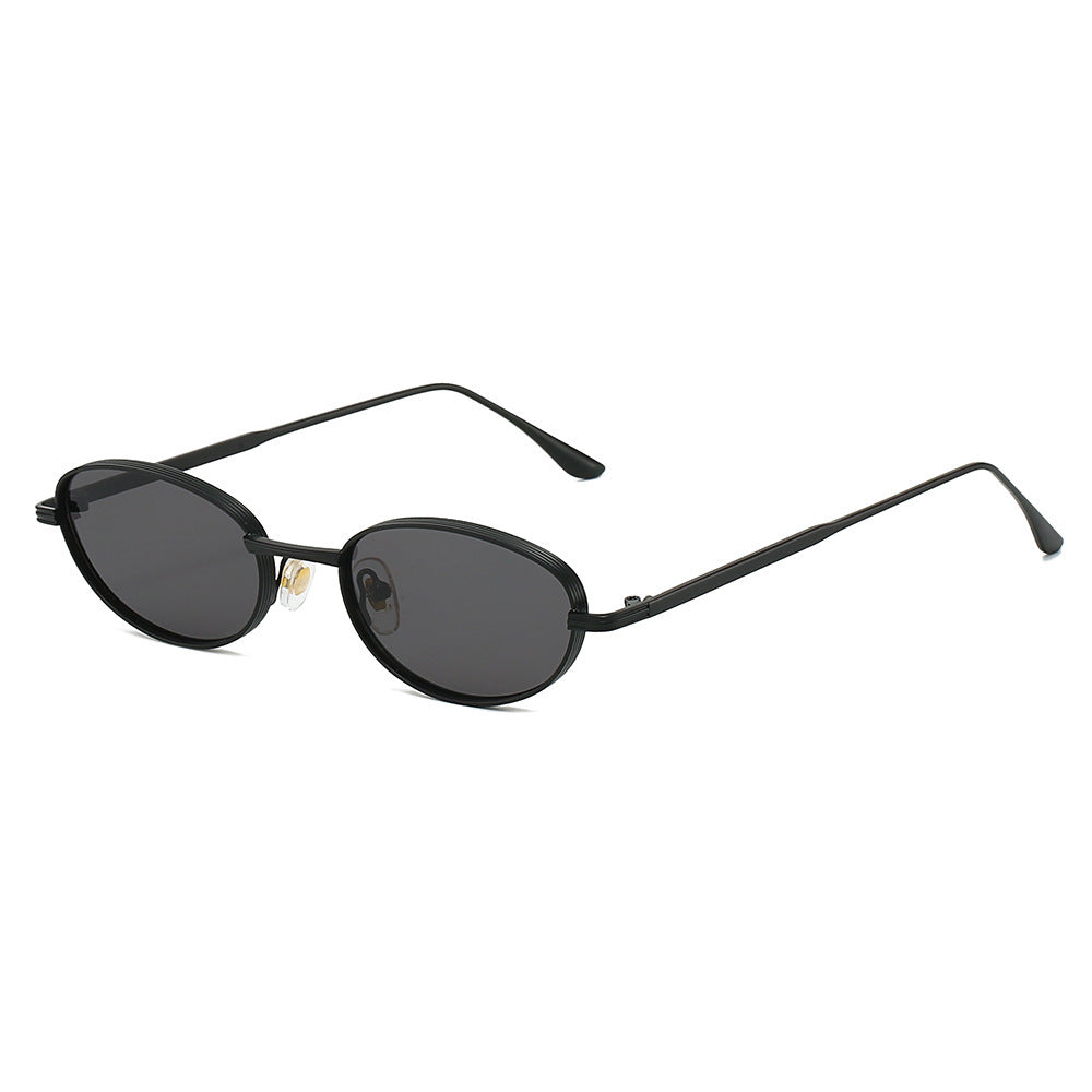 Fashion-Forward Ovalrahmen Sonnenbrillen Karnz