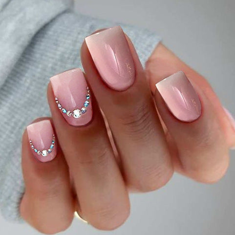 Elegantly Designed Press-On Nail Set Karnz
