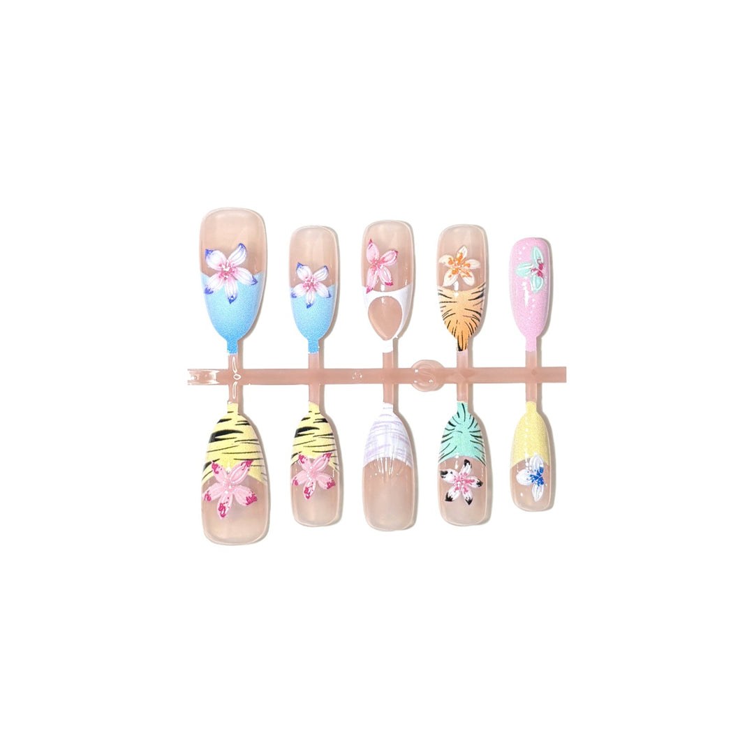 Dekoratives Blütenmotiv Nail Art Set zum Aufkleben