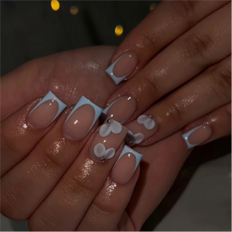 Künstlerisches Press-On-Nagelset mit Premium-Verzierungen Karnz