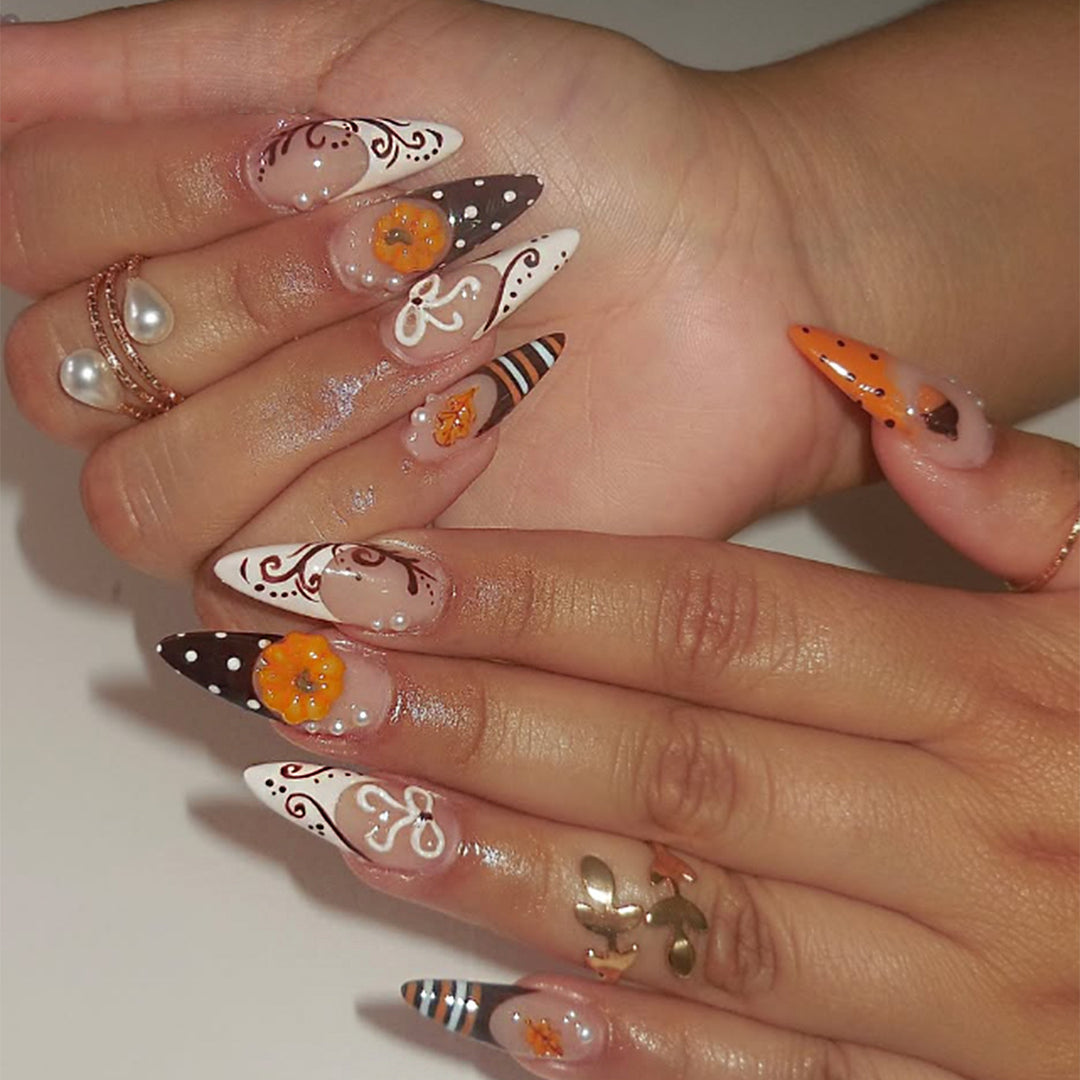 Künstlerisches saisonales Press-On Nagelset