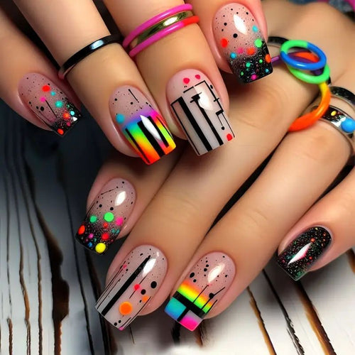 Künstlerische Neon-Acryl-Nagelkunst Karnz