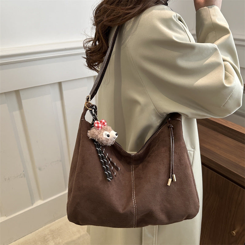 Weiche Wildleder Hobo-Handtasche Karnz