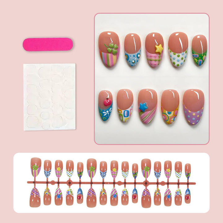 Kunstnagelset mit bunten Sommermotiven Karnz