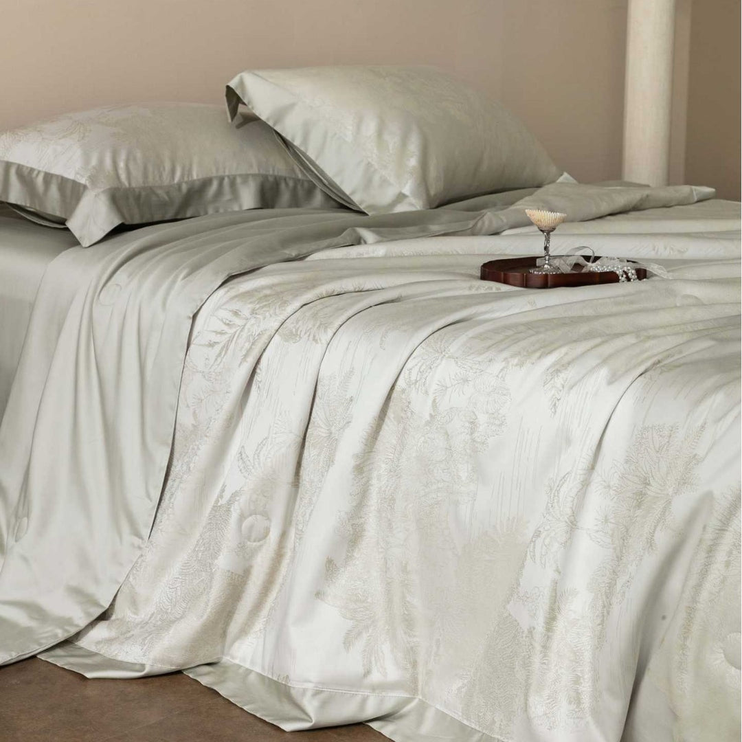 Premium Baumwollsatin-Bettwäsche-Set mit feinem Toile-Motiv und Saumverzierung