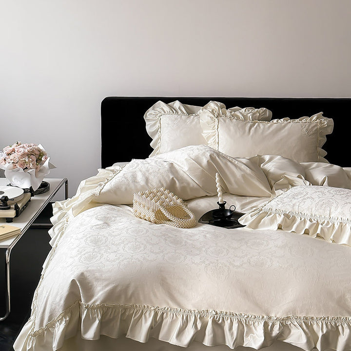Elegante Satin-Jacquard-Bettwäschegarnitur mit feiner Rüsche und luxuriöser Oberfläche