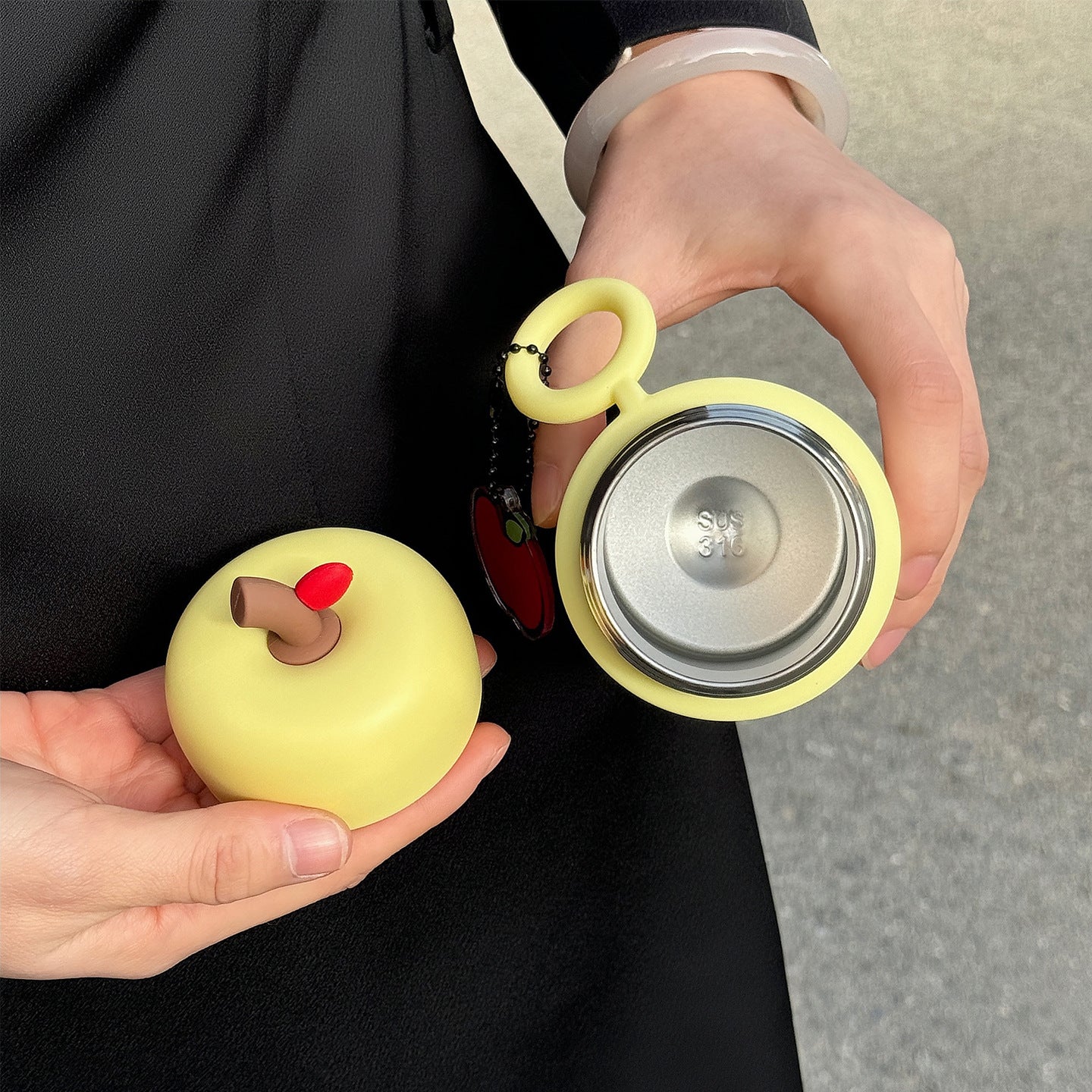 Damen tragbare Kaffeetasse mit kreativem Deckel Karnz