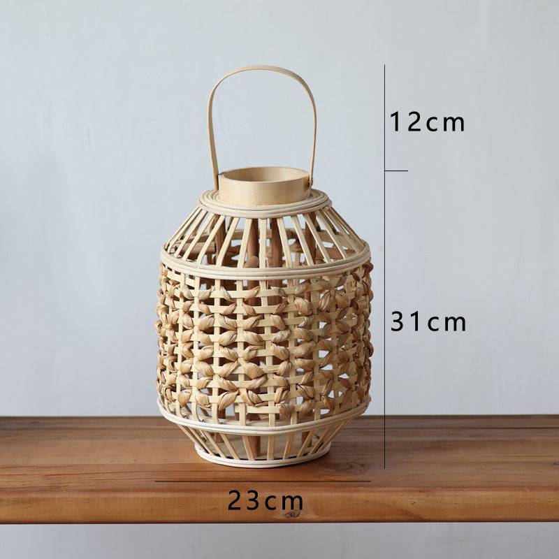 Handgefertigte Rattan-Laterne Karnz