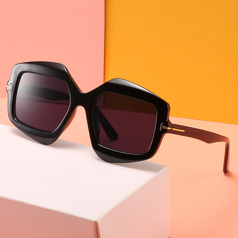 Bold gemusterte hexagonale Sonnenbrille Karnz