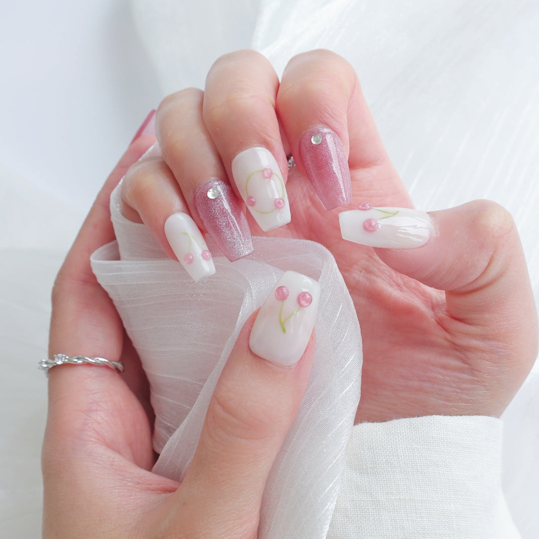 Blumen Press-On Nagel Set mit glitzernden Kirsch Akzenten