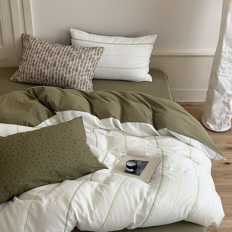 Leichtes Bettwäscheset aus Baumwoll-Gauze mit Wendefunktion und gesteppter Decke