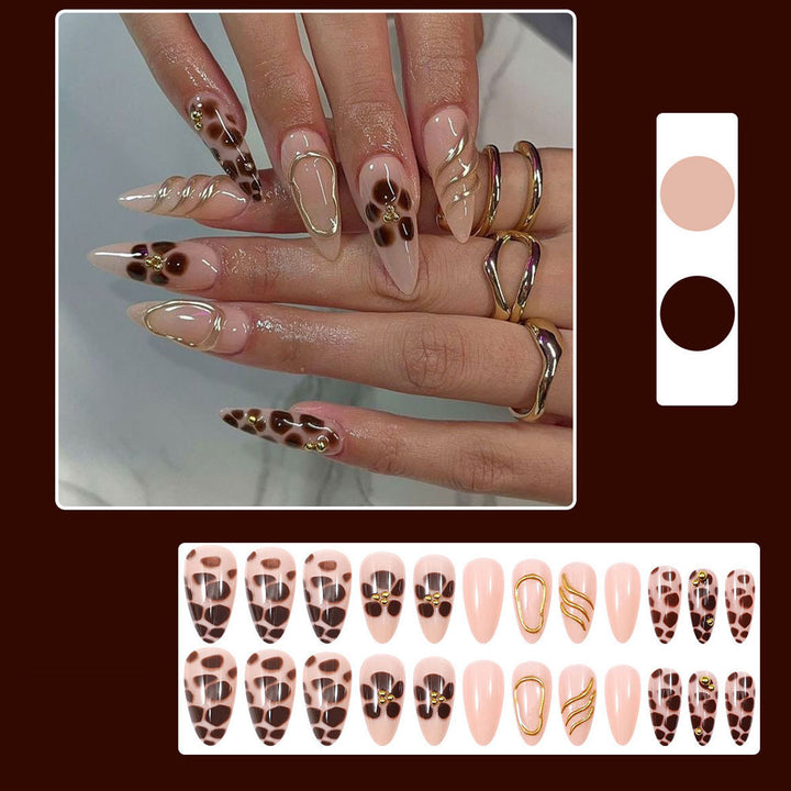 Niedliche Charakter-Themen-Nagelkunst-Tipps