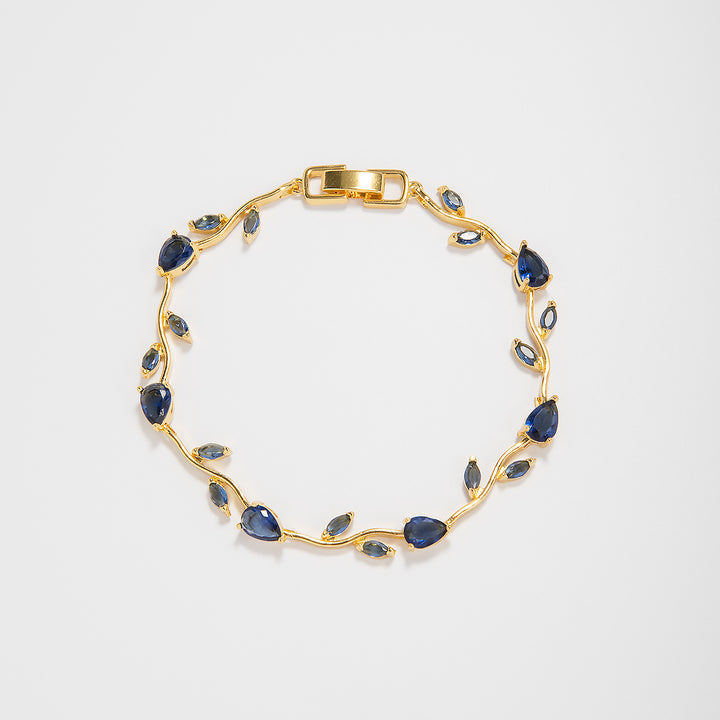 Elegante florale Design-Aussage-Armband Karnz