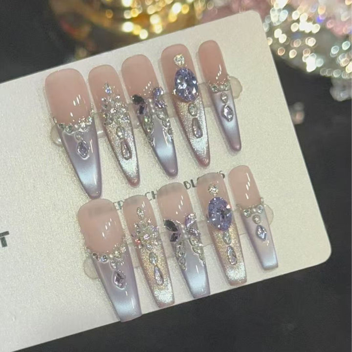 Dekorative Stiletto-Nagelkunst-Tipps