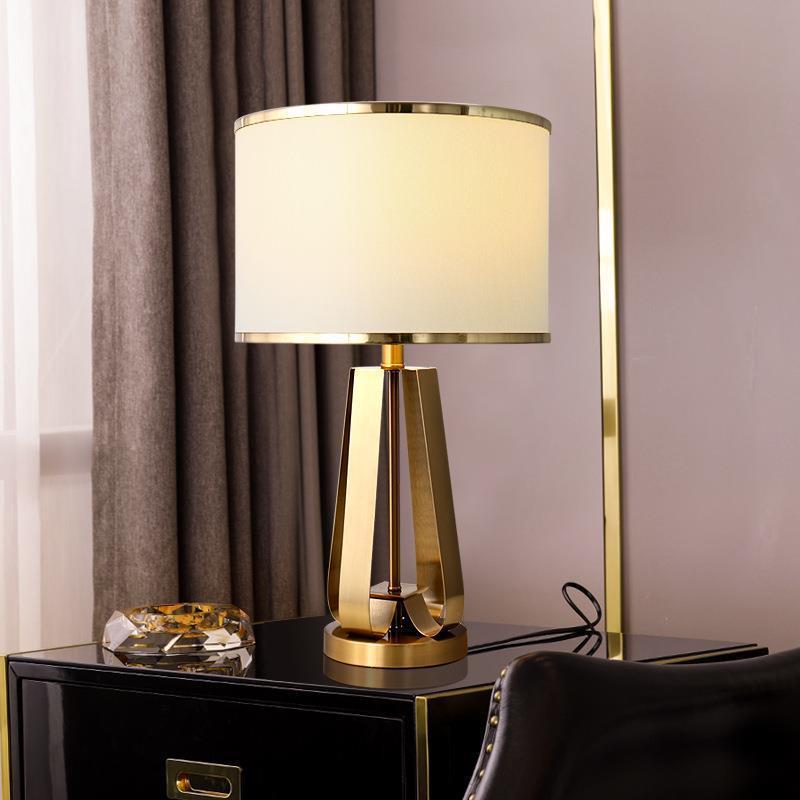 Elegante Messing Tischlampe