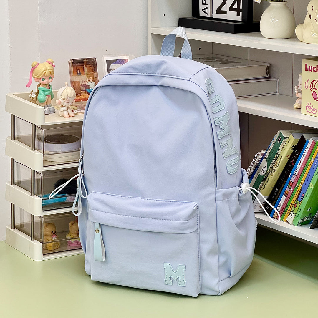 Stylischer Canvas-Rucksack mit plüschigem Schlüsselanhänger Karnz