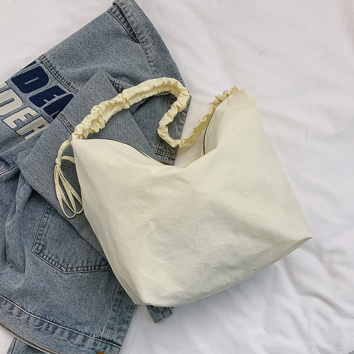 Lässige lässige Hobo-Tasche Karnz