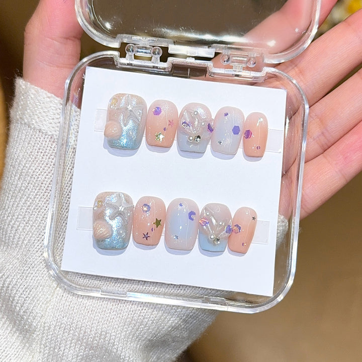 Kunstnägel mit Funkelndem Galaxy-Design Karnz