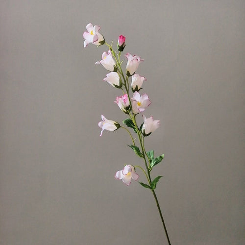 Lebensechter floraler Orchideenstamm