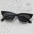 Damen Trendige Sonnenbrille mit exklusiven Kettendetails Karnz
