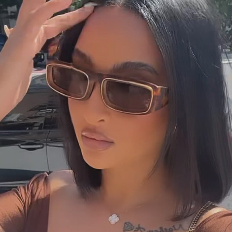 Damen trendige rechteckige Sonnenbrille mit elegantem Farbenspiel Karnz