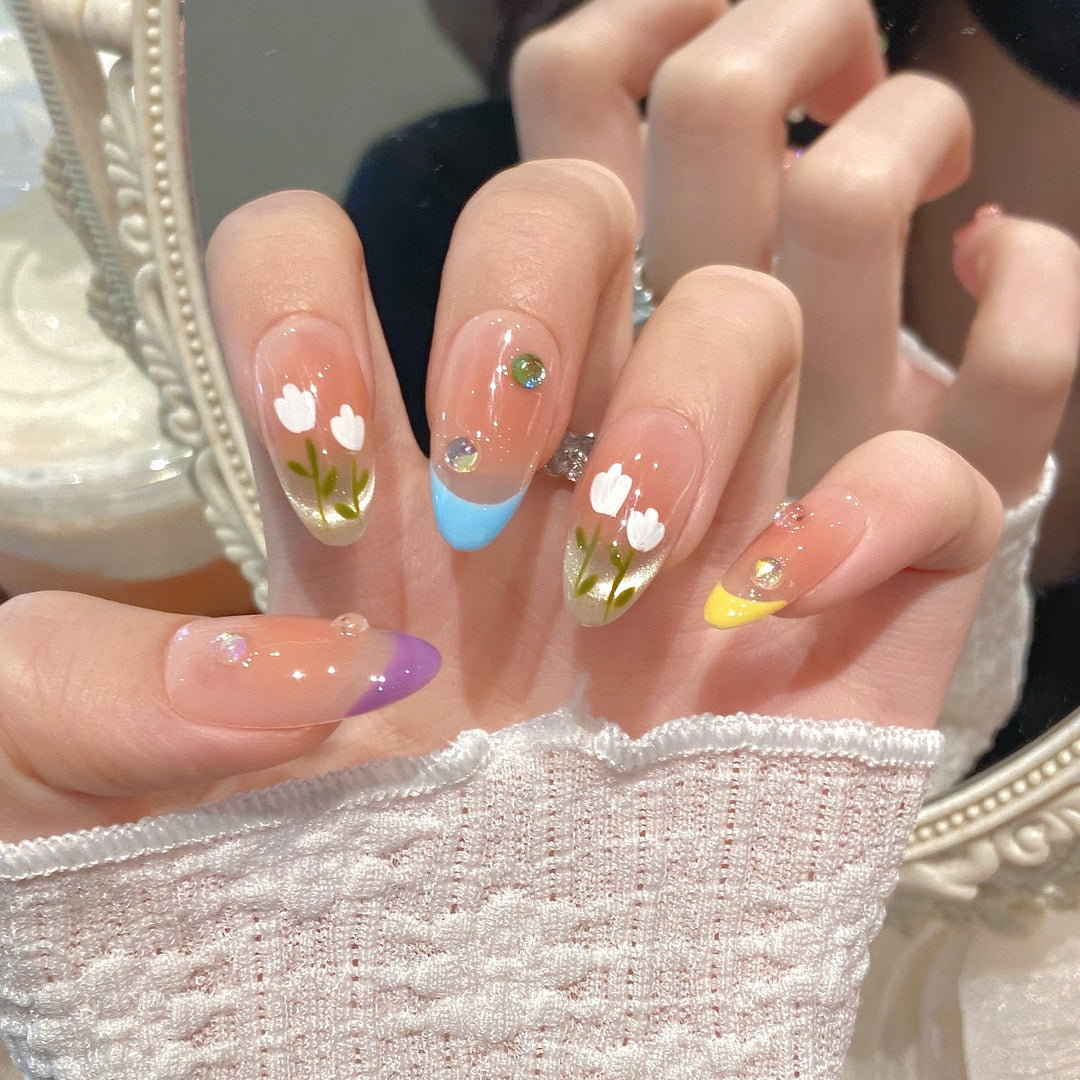 Blumenverzierte Press-On Nagel-Kit