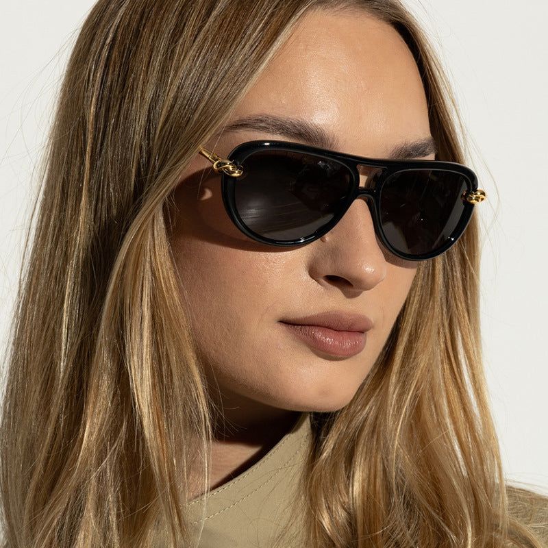 Damen Retro-Sonnenbrille mit elegantem Rahmen und polarisierten Gläsern Karnz