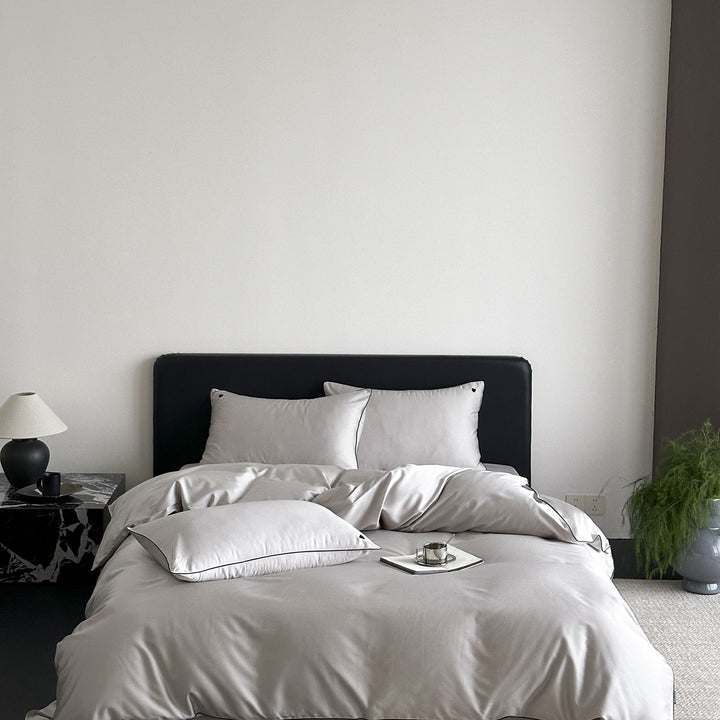 Luxus Satin Bettbezug Set mit kontrastierenden gepipten Kissenbezügen