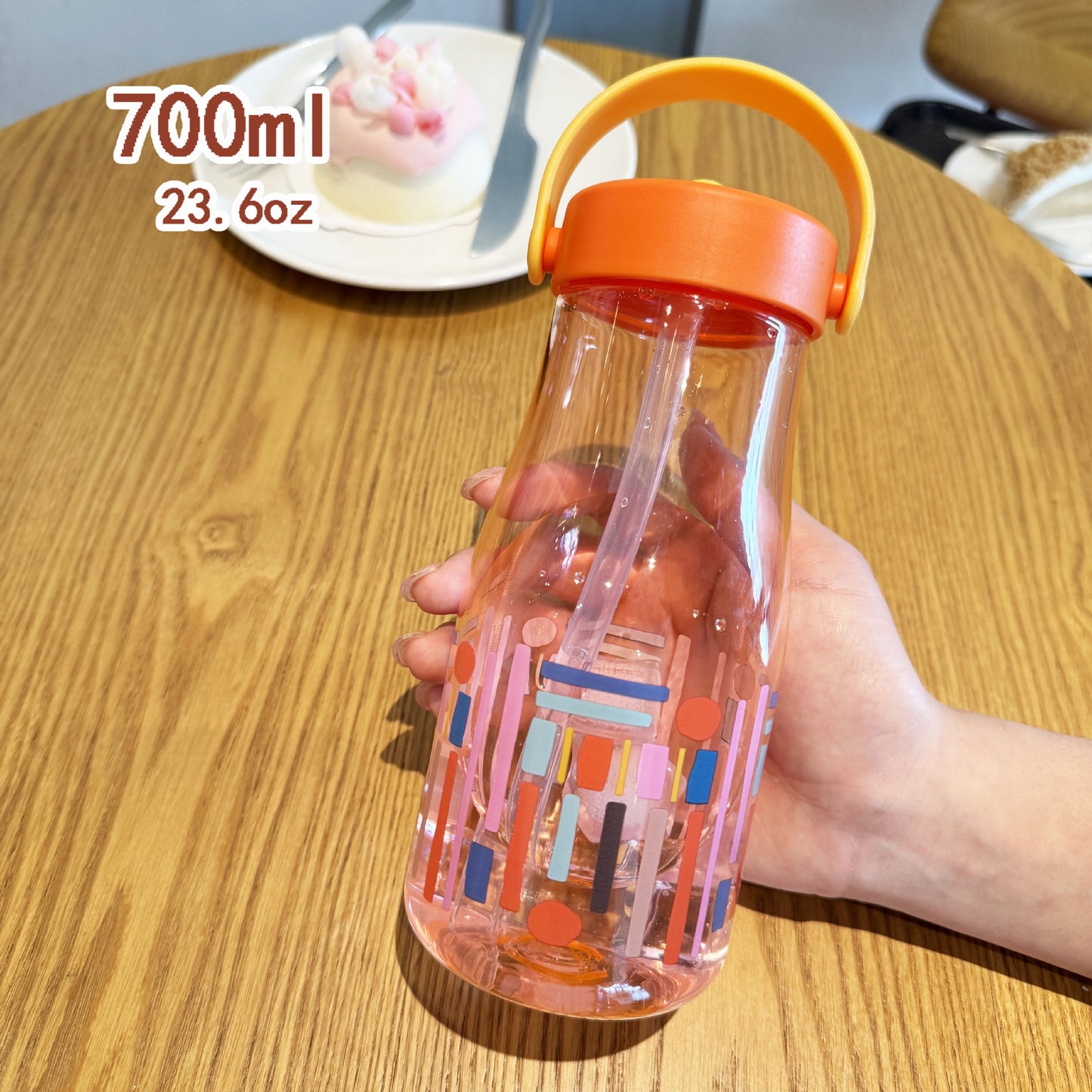 Damen kreative Trinkflasche mit Silikon-Trageschlaufe Karnz