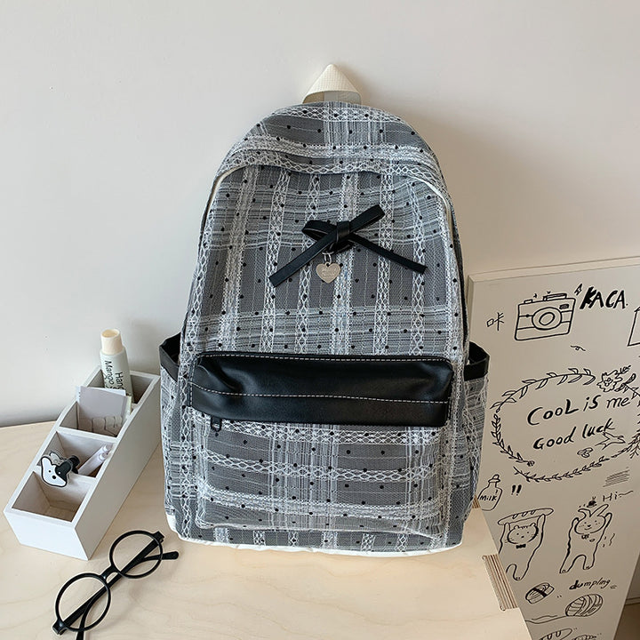 Stylischer gepunkteter Rucksack