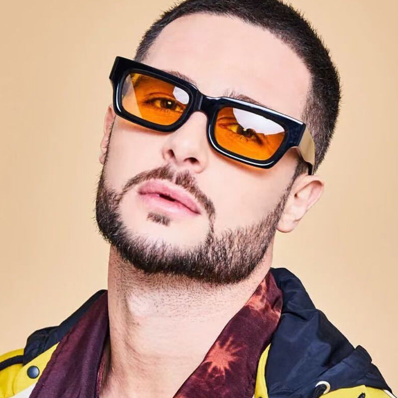 Damen modische rechteckige Sonnenbrille mit breitem Rahmen und schützendem UV-Filter Karnz