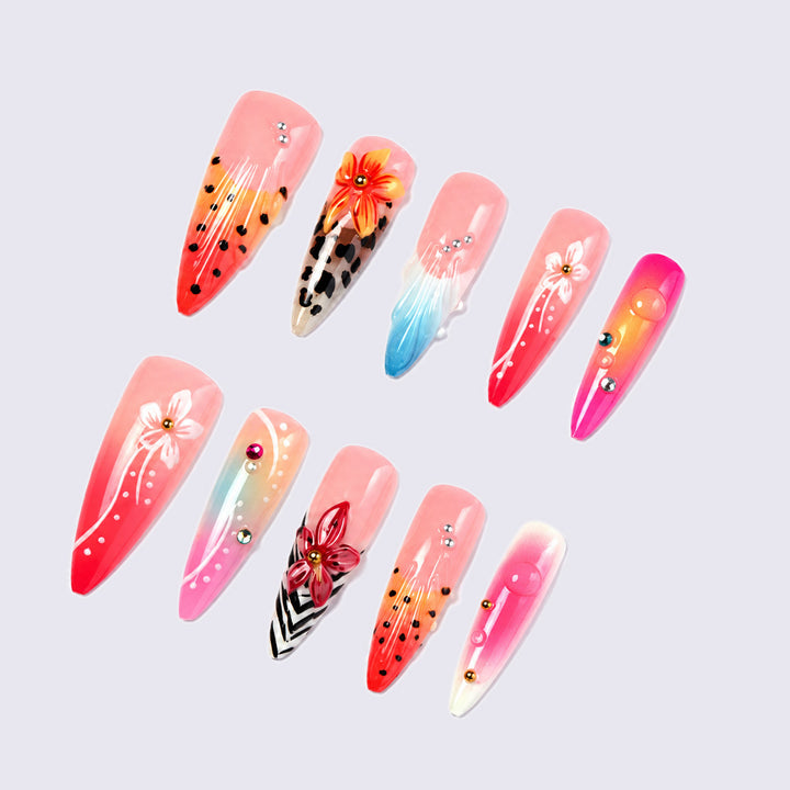 Künstlerisches Premium Press-On Nail Set mit floralen und tierischen Designs Karnz