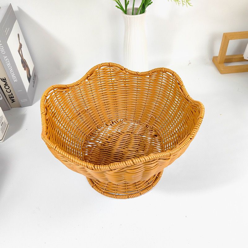 Unisex Rattan Obstschale mit eleganten Wellenlinien Karnz