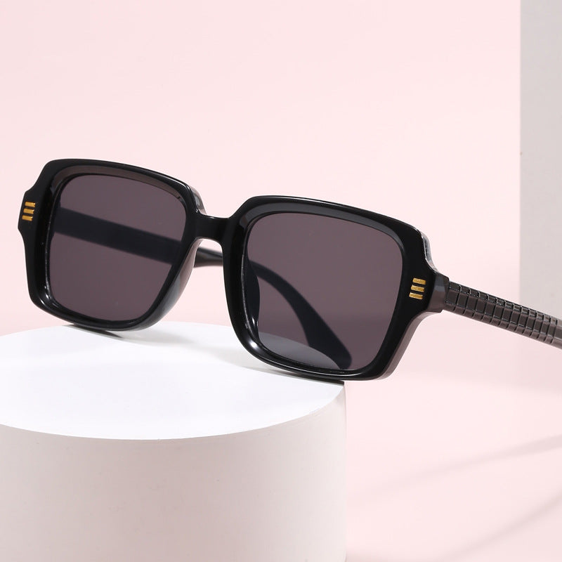 Damen modische quadratische Sonnenbrille mit strukturiertem Rahmen Karnz