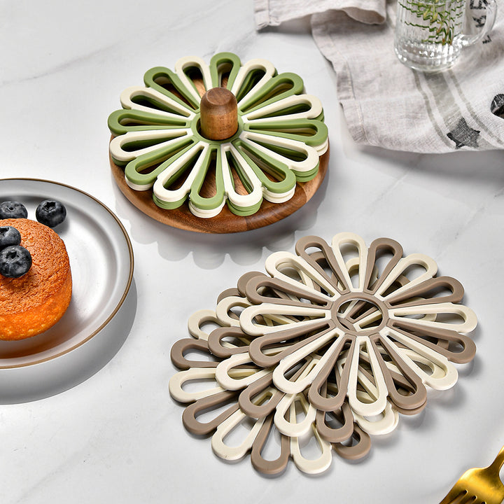 Elegante Silikon-Untersetzer Im Floralen Design Karnz