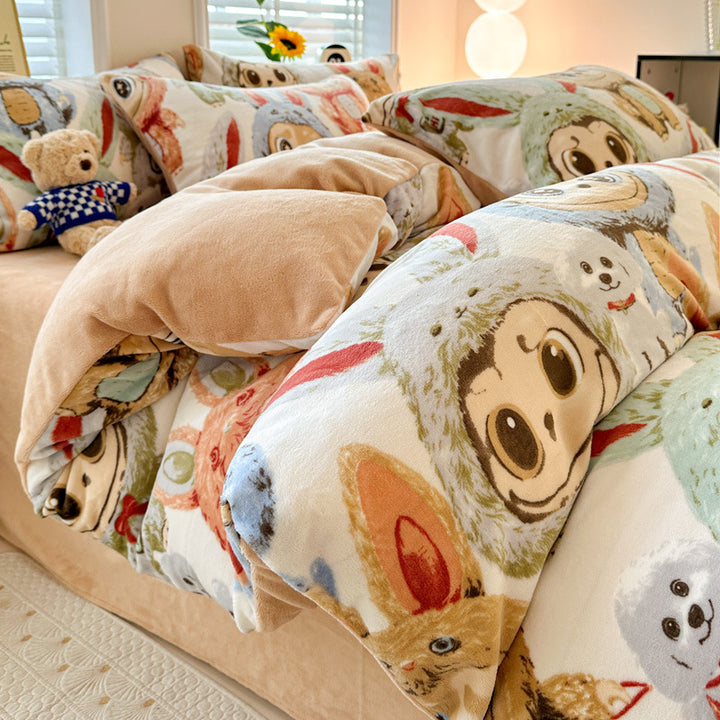 Verspielt blumenmusterte Fleece-Decke