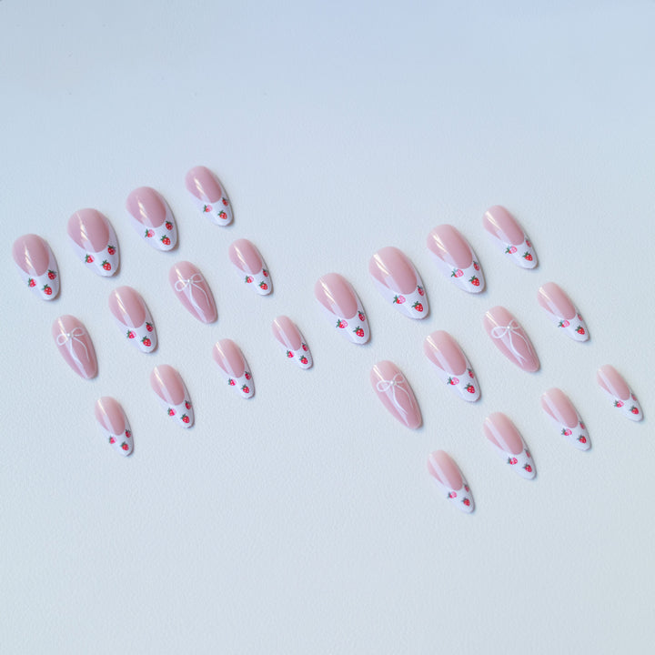 Erdbeer Design Acryl Nagelkunst Set