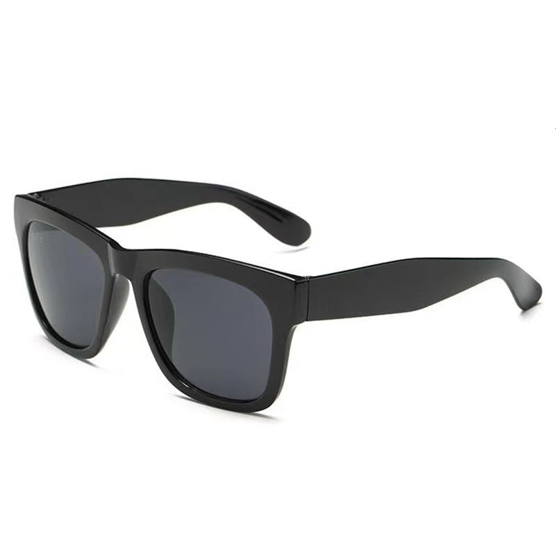 Fette Winkelrahmen Sonnenbrille Karnz