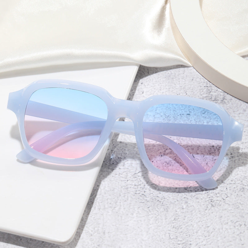 Damen quadratische Sonnenbrille mit stylischem Rahmen Karnz